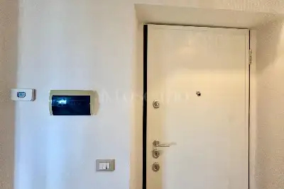 Casa in vendita, Via Mario Longhi, Brescia