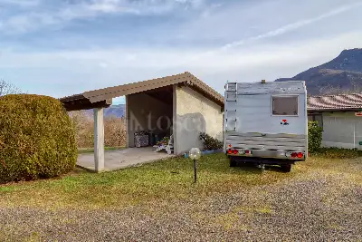 Casa Indipendente in vendita, Via Della Repubblica, Bisuschio