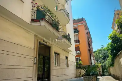 Casa in vendita, Via Laura Mantegazza, Roma