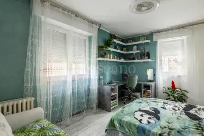 Casa in vendita, Via Camillo Giussani, Milano