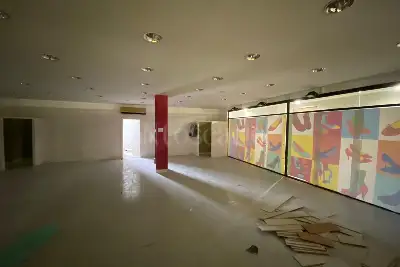 Negozio in affitto, Via Tiburtina, Avezzano