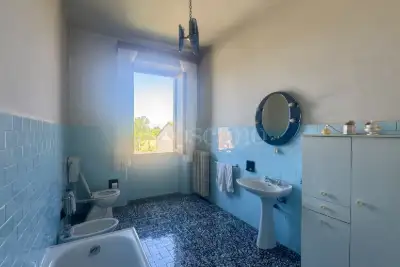 Casa Indipendente in vendita, Via dell'Alloro, Prato
