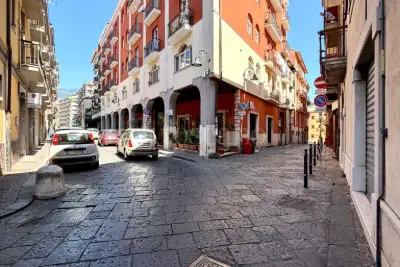 Negozio in vendita, Via Modestino del Gaizo, Avellino