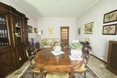 Casa in vendita, Via Niccolò Copernico, Corsico