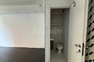 Negozio in vendita, Via di Monte Verde, Roma