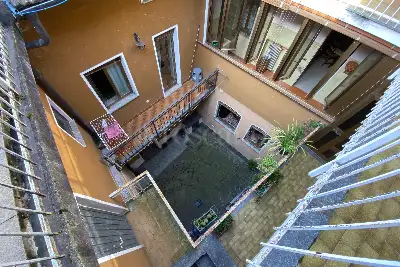 Palazzo in vendita, Via A. Bossi, Brusimpiano