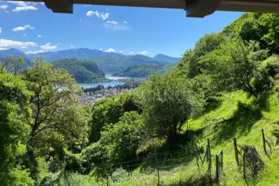 Casa Indipendente in vendita, Via Rovo, Cadegliano-Viconago