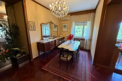 Villa Plurifamiliare in vendita, Via Pittaco, Roma