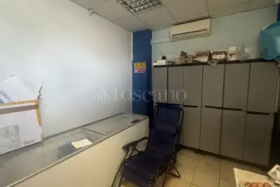 Negozio in vendita, Via Cimabue, Campi Bisenzio
