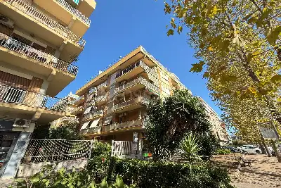 Casa in vendita, Viale delle Repubbliche Marinare, Roma