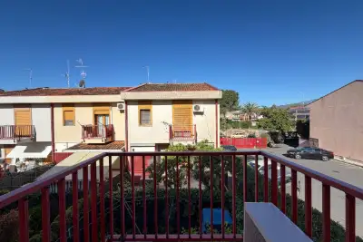 Villino a Schiera in vendita, Via Duca d'Aosta, San Giovanni la Punta