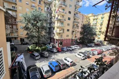 Casa in vendita, Via Gennaro Capuozzo, Napoli