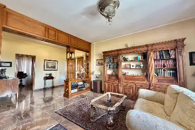 Casa in vendita, Via degli Estensi, Roma