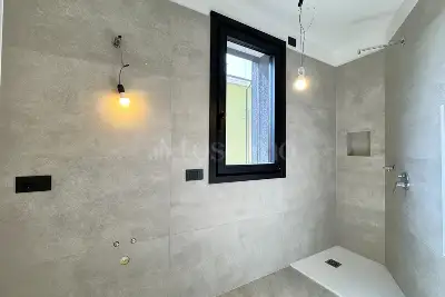 Casa in vendita, Via Milano, Peschiera del Garda