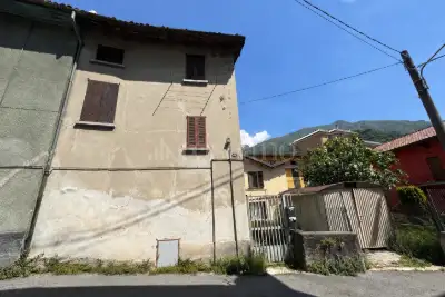 Casa Indipendente in vendita, Via Capolino, Lecco