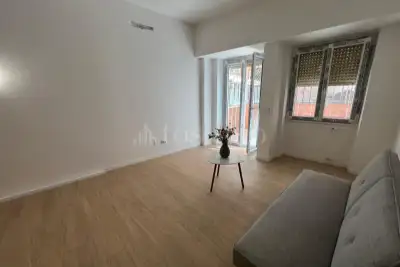 Casa in vendita, Via degli Irlandesi, Roma