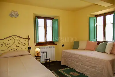 Villa in vendita, Località Capannella, Camporgiano