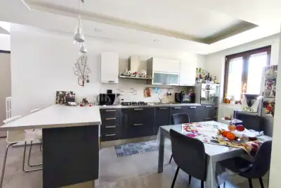 Casa in vendita, Via Materdomini, Brindisi