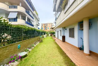 Casa in vendita, Viale della Vittoria, Nettuno