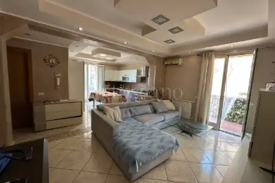 Casa in affitto, Via Genova, Aci Castello