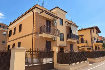 Casa in vendita, Via Verbicaro, Roma