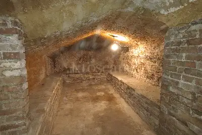 Garage in vendita, Via di  pantaneto, Siena