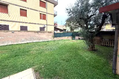 Casa in vendita, Via Malgrate, Roma