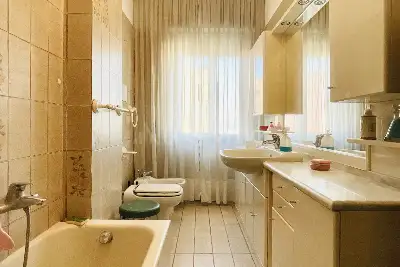 Casa in vendita, Via Vittorio Veneto, Brescia