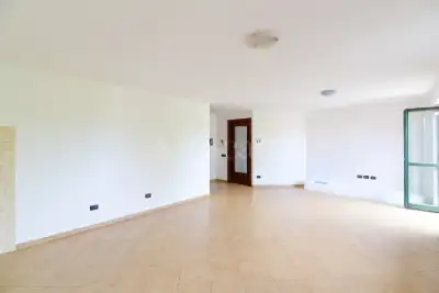 Casa in vendita, Via Gabriele D'Annunzio, Como