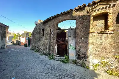 Casa Indipendente in vendita, Gravina - Piazza della Libertà, Gravina di Catania