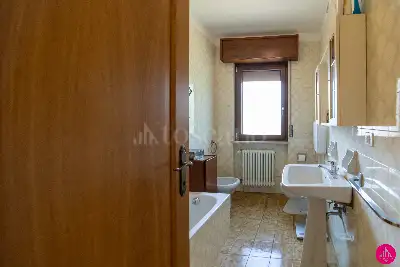 Casa in vendita, Via Monte Lussari, Udine