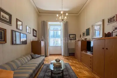 Casa in vendita, Piazza Giuseppe Garibaldi, Napoli