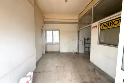 Laboratorio in vendita, Via Avenza, Roma
