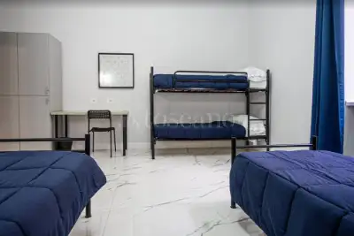 Albergo in vendita, Via Carlo Cattaneo, Roma