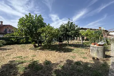 Villa in vendita, Via Ermanno Wolf Ferrari, Roma