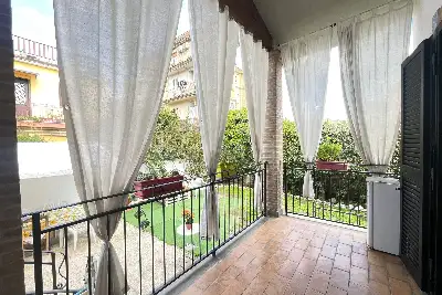 Villa Plurifamiliare in vendita, Via Pietro Benedetti, Roma