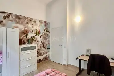 Casa in vendita, Via Pollenzo 49, Torino