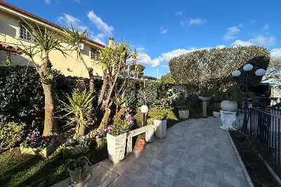 Villa Plurifamiliare in vendita, Via Angelo de Gubernatis, Roma