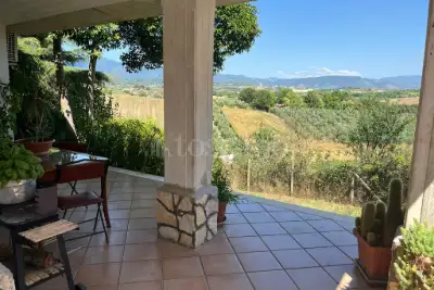 Villa in vendita, Via Martinozzi, Sant'Angelo Romano