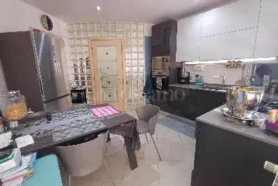 Casa in vendita, Via Calvi dell'Umbria, Roma