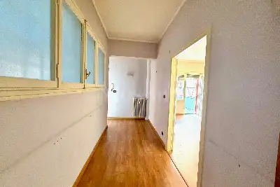 Casa in vendita, Via Tuscolana, Roma