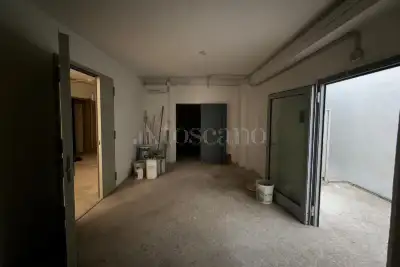 Negozio in vendita, Viale Luigi Einaudi, Bari