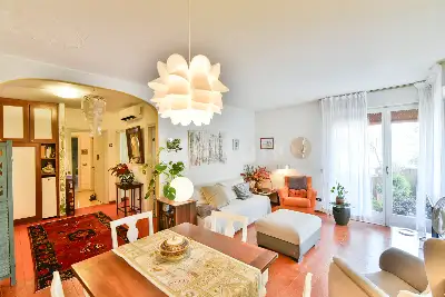 Casa in vendita, Via Plinio, Erba