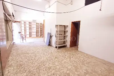 Negozio in vendita, VIA IVANOE BONOMI , Roma