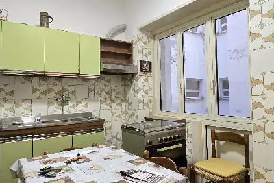 Casa in vendita, Via Costantino, Roma