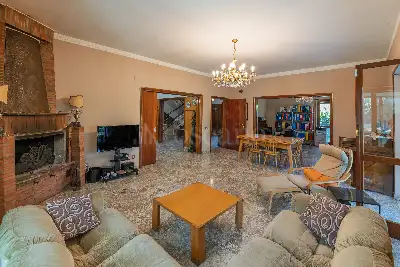 Villa Bifamiliare in vendita, Viale dell'Esperanto, Roma