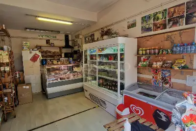 Negozio in affitto, Via Ludovica Albertoni, Roma