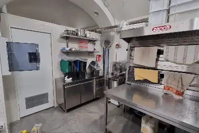 Attività Commerciale in vendita, Piazza Tola 35, Sassari