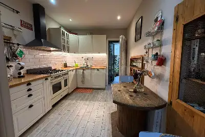 Villino a Schiera in vendita, Via Pistoiese, Campi Bisenzio