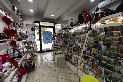 Negozio in affitto, Viale Commenda , Brindisi